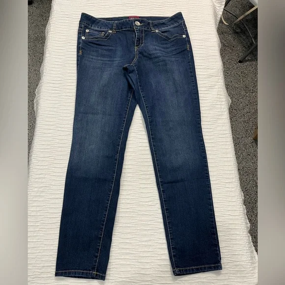Torrid jeans women’s 18R plus size stretch straight skinny plus size - Picture 2 of 11